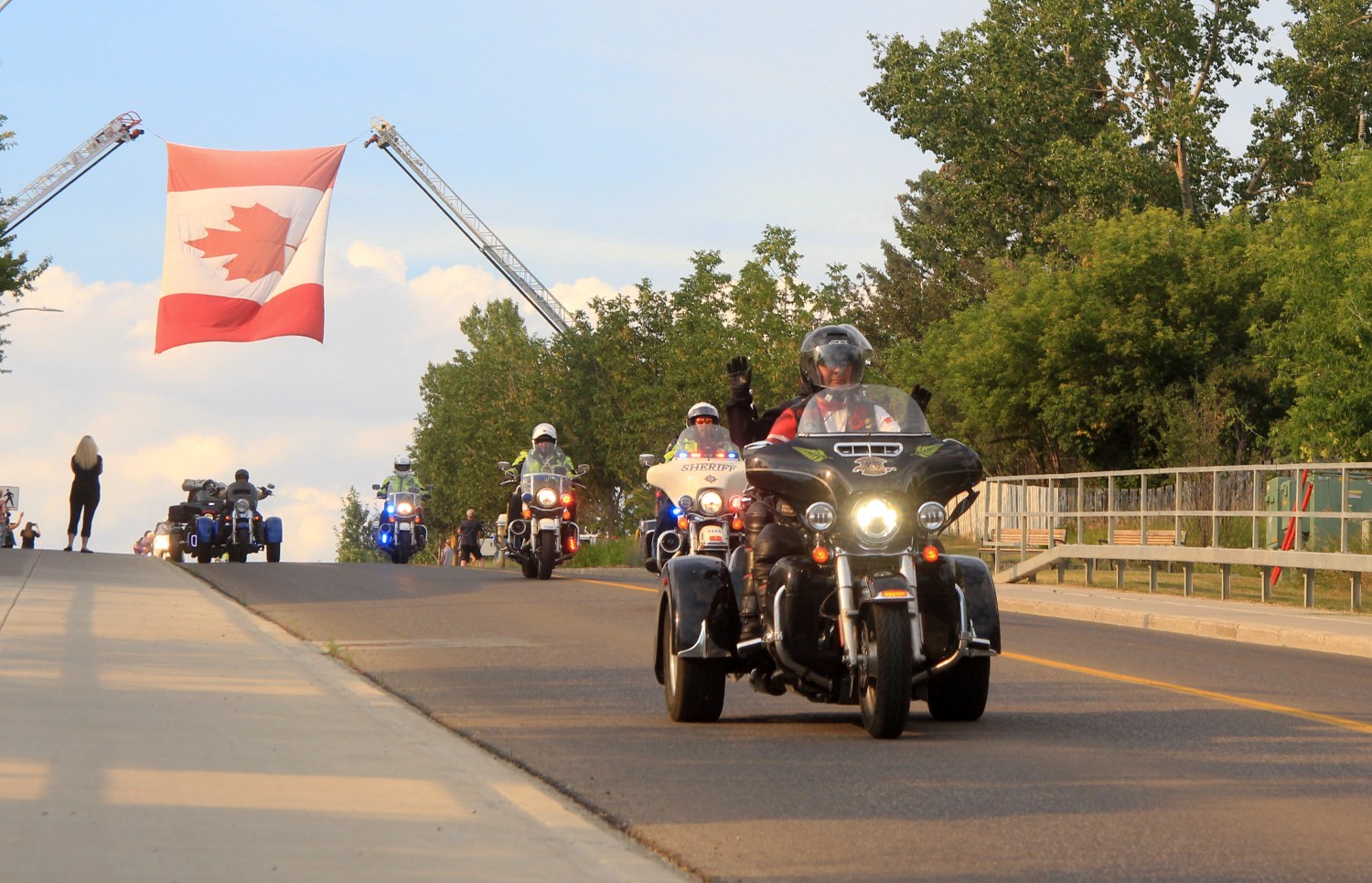 (GALLERY) Rolling Barrage roars down Veterans Way